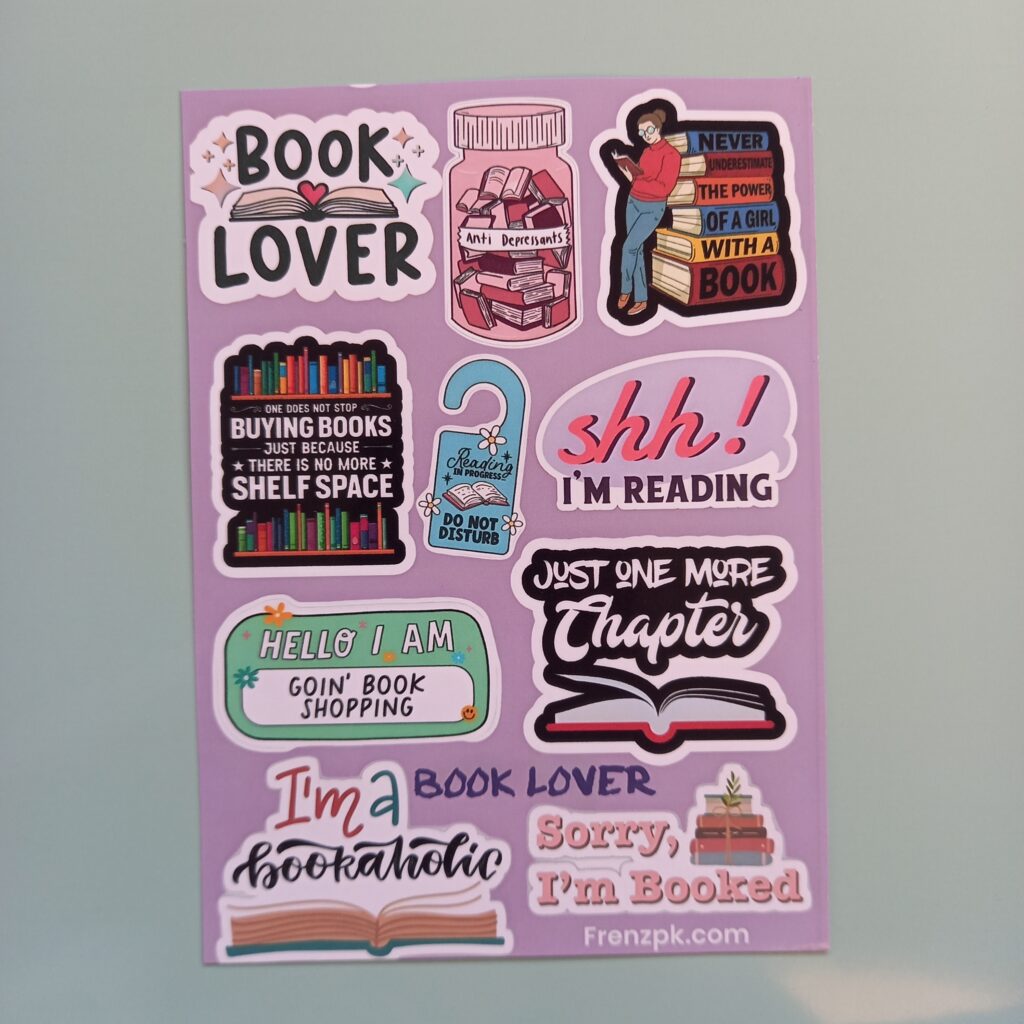 Book lover - UNCUT sticker sheet A6 size